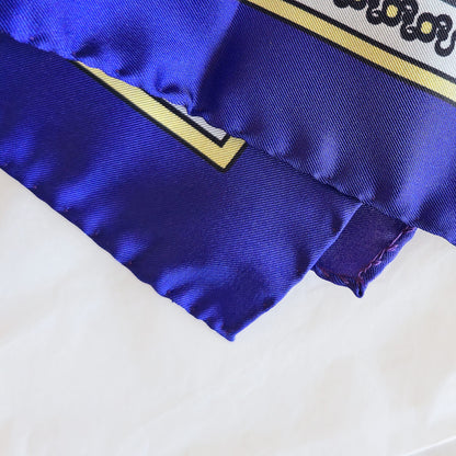 carré en twill de soie luxueux made in France